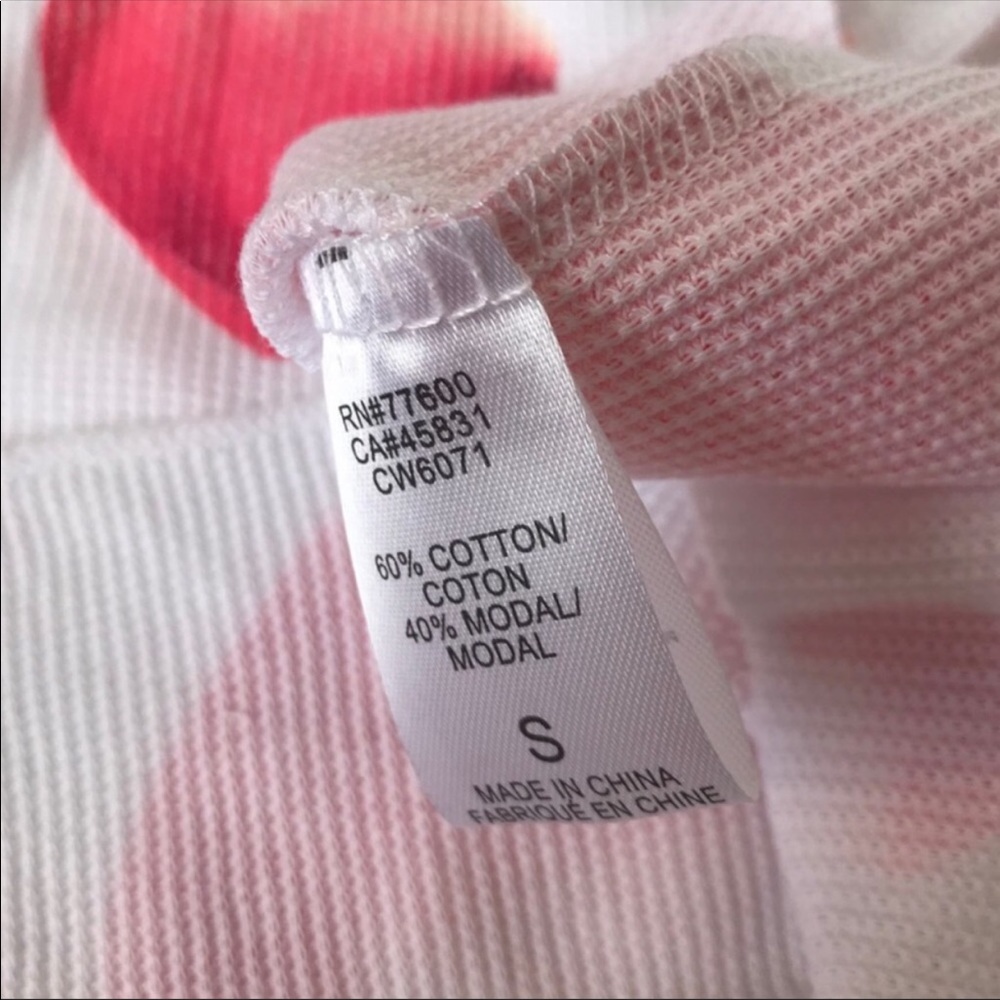 NWT Chaser White with Pink Ombré Hearts Thermal Knit Crew Neck Long Sleeve Shirt - Picture 10 of 15